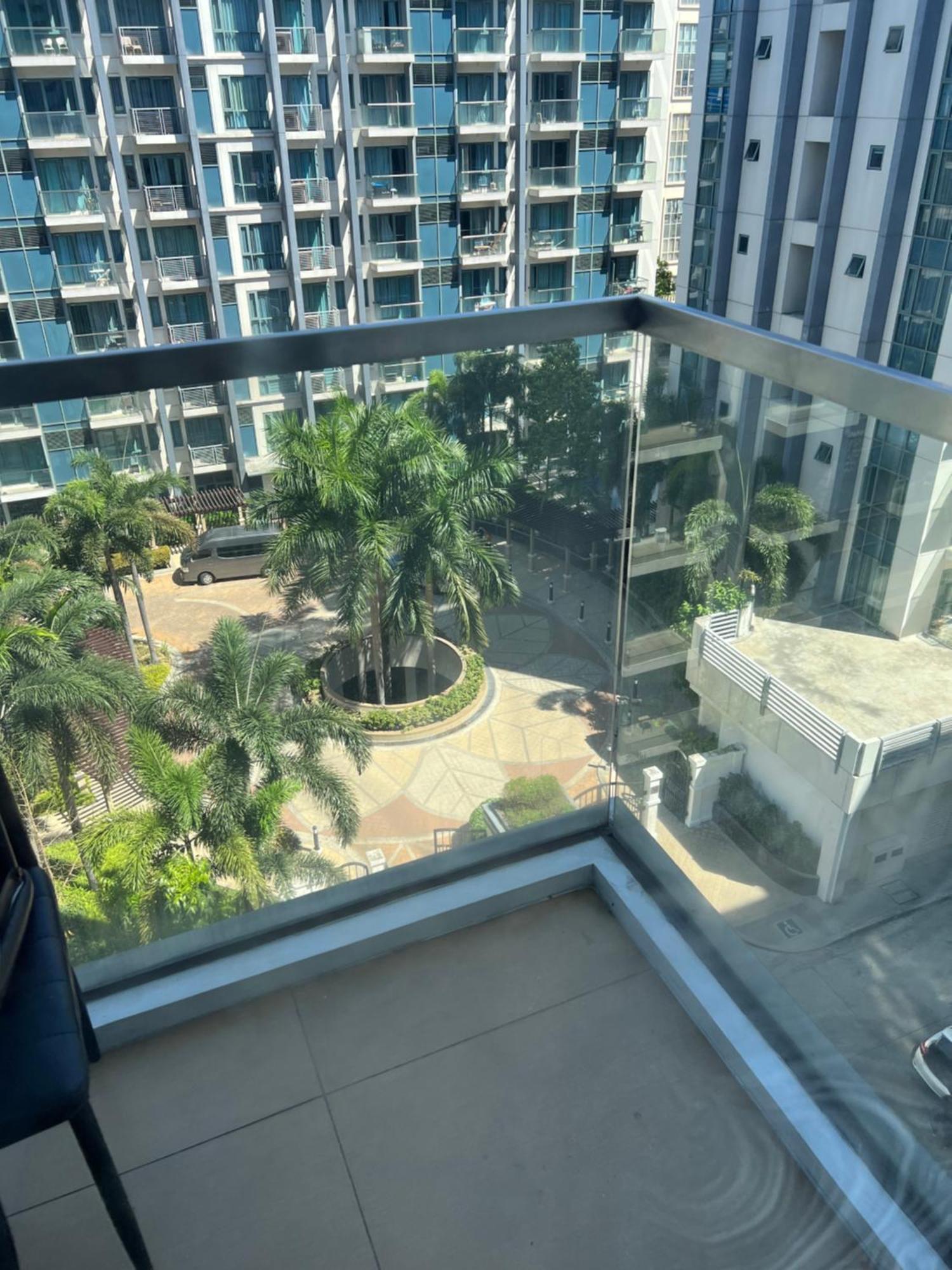 One Palmtree Villas Airport Condo Pasay Ngoại thất bức ảnh